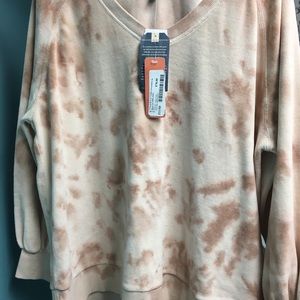 Worn- no tags. Democracy Peach Tie-Dye V-Neck Sweatshirt